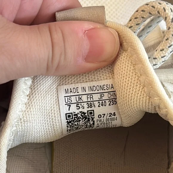 Adidas Cream Kaptir Flow Sneakers - Picture 7 of 9